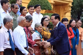Chủ tịch nước Võ Văn Thưởng tiếp Đoàn đại biểu người có công tỉnh Trà Vinh