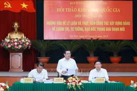 Đổi mới, nâng cao chất lượng, hiệu quả công tác xây dựng Đảng về chính trị, tư tưởng
