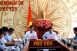 Chương trình "Cùng ngư dân thắp sáng đèn trên biển" của Báo Pháp Luật TP.HCM đến tỉnh Phú Yên
