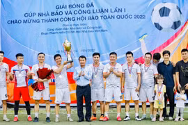 Chuẩn bị các điều kiện tốt nhất cho các trận đấu tại Giải bóng đá Cúp Nhà báo & Công luận lần thứ II