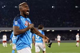 Arsenal dẫn đầu cuộc đua giành Victor Osimhen