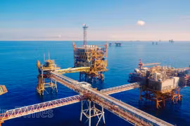 Petrovietnam: Khai thác dầu thô, sản xuất xăng dầu tăng trưởng, đáp ứng nhu cầu phát triển kinh tế - xã hội đất nước