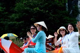 Tuần Du lịch Ninh Bình năm 2023 thu hút hàng ngàn du khách