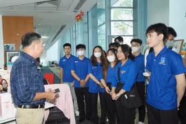Mỗi ngòi bút trẻ cần tự học và làm mới mình để bắt kịp với công nghệ
