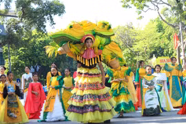 Tưng bừng sự kiện Carnaval Thu Hà Nội năm 2023