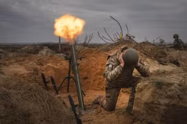 Ukraine đánh bom xe khiến một quan chức do Nga bổ nhiệm ở Luhansk thiệt mạng