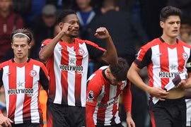 Chelsea bất ngờ thua đau ngay trên sân nhà Stamford Bridge