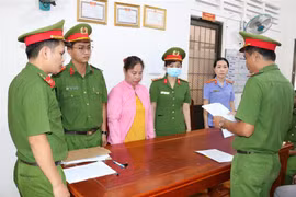 Bắt tạm giam đối tượng cho vay lãi nặng 200%/năm thu lợi bất chính hơn 04 tỷ đồng