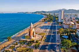 Nha Trang cho xe du lịch 29 chỗ được vào trung tâm giờ cao điểm