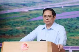 Xác định việc đầu tư hạ tầng là đầu tư cho phát triển, tạo không gian phát triển mới