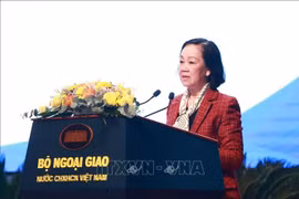 Tiếp tục đẩy mạnh công tác xây dựng, chỉnh đốn Đảng trong ngành Ngoại giao