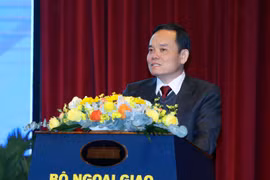 Ngành ngoại giao cần chú trọng trọng dụng, thu hút nhân tài