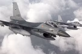 Hà Lan sẽ giao 18 máy bay chiến đấu F-16 cho Ukraine