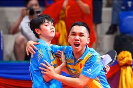 Bóng bàn Việt Nam giành HCV lịch sử tại SEA Games 32