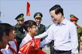 Chủ tịch nước Võ Văn Thưởng: Phát huy tinh thần đoàn kết, xây dựng huyện đảo Cô Tô ngày càng giàu đẹp, văn minh