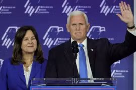 Ông Mike Pence rút lui khỏi chiến dịch tranh cử tổng thống Mỹ