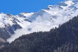 Pháp: Lở tuyết ở dãy Alps, 4 người thiệt mạng