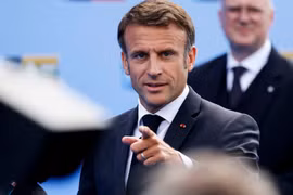 Tổng thống Macron cải tổ nội các sau vụ bạo loạn làm rung chuyển nước Pháp