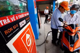 Bộ Công Thương rút giấy phép 6 doanh nghiệp xăng dầu