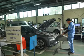 Bài cuối: Tăng cường cung cấp dịch vụ công trực tuyến, giảm phiền hà cho chủ phương tiện khi đi đăng kiểm