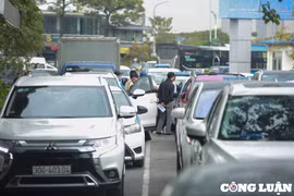 Hai thành phố lớn chỉ còn 16 trung tâm đăng kiểm duy trì hoạt động