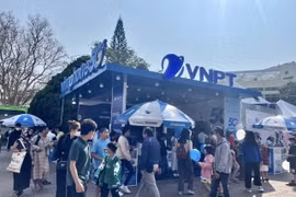 Trải nghiệm kết nối công nghệ cao với VinaPhone 5G, nhận quà hấp dẫn tại Lễ hội cà phê Buôn Ma Thuột 2023