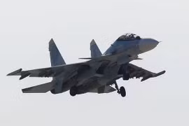 Nga tuyên bố dùng Su-30 đánh chặn UAV của Mỹ trên Biển Đen