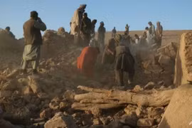 Động đất mạnh ở Afghanistan, ít nhất 120 người thiệt mạng và 1000 người bị thương