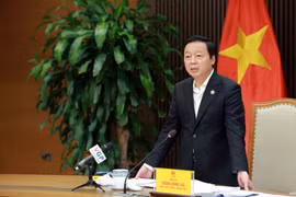 Phát triển công nghiệp văn hoá trên tinh thần "văn hoá hoá kinh tế, kinh tế hoá văn hoá"