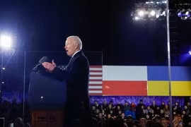 Tổng thống Biden phát biểu tập hợp các đồng minh NATO ở Ba Lan