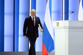 Tổng thống Putin đệ trình luật đình chỉ hiệp ước hạt nhân lên Quốc hội Nga