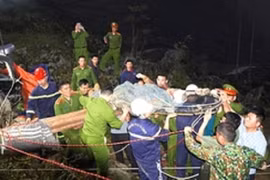 Cứu thành công nạn nhân rơi hố sâu 56m ở Mã Pì Lèng sau
