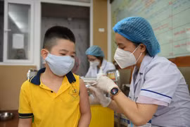 Hà Nội rà soát và tiêm chủng bù liều cho trẻ nhập học mầm non, tiểu học