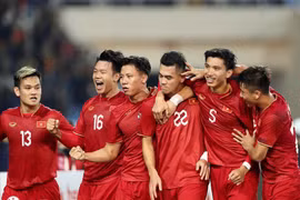 HLV Troussier không gọi Quang Hải, Văn Toàn và Công Phượng lên tuyển Việt Nam