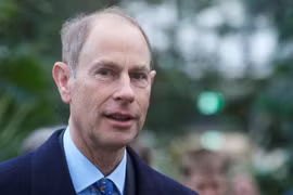 Vua Charles III trao tước hiệu Công tước xứ Edinburgh cho em trai