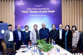Tạp chí Đồ uống Việt Nam tổ chức tọa đàm: "Rượu không rõ nguồn gốc, thực trạng và giải pháp"