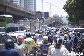 Hà Nội: Nhiều tuyến đường ùn tắc trước kỳ nghỉ lễ 2/9