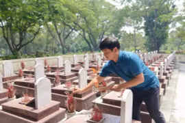 Sắp diễn ra chương trình: "Quảng Trị nghĩa tình tháng 7- Hoa dâng mộ liệt sĩ"