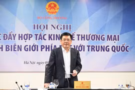 Đã đến lúc Việt Nam “đoạn tuyệt” với hình thức xuất khẩu tiểu ngạch sang Trung Quốc