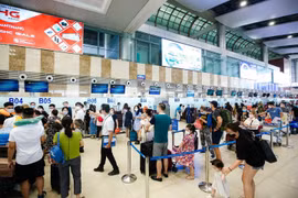 Thị trường hàng không Việt Nam phục hồi không đồng đều