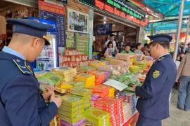 Tổng cục Quản lý thị trường: Xử lý nghiêm nạn buôn hàng lậu ở khu vực Đền Hùng, Phú Thọ