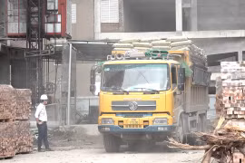 Bất động sản gặp khó, nhiều nhà thầu xây dựng có nguy cơ "biến mất"
