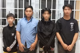 Bắt giữ nhóm nghi phạm giết người, cướp xe máy ở Bình Dương
