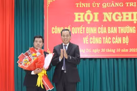 Quảng Trị: Hàng loạt cán bộ chủ chốt được điều động và bổ nhiệm