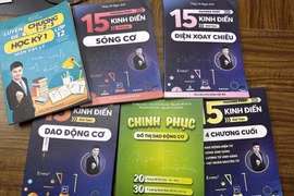 Bát nháo dạy online từ những "giáo viên" không bằng cấp