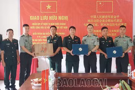 Nhiều hoạt động giao lưu hữu nghị biên phòng trên tuyến biên giới Lào Cai