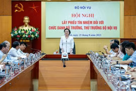 Lấy phiếu tín nhiệm với chức danh Bộ trưởng, Thứ trưởng Bộ Nội vụ