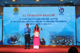 Thanh Hoá: Trao Giải báo chí về phong trào công nhân, viên chức, lao động