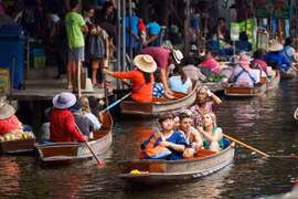 Thái Lan thu 11 triệu USD nhờ làn sóng khách du lịch châu Á
