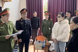 Bắt tạm giam một nữ cán bộ ngân hàng lừa đảo, chiếm đoạt tài sản